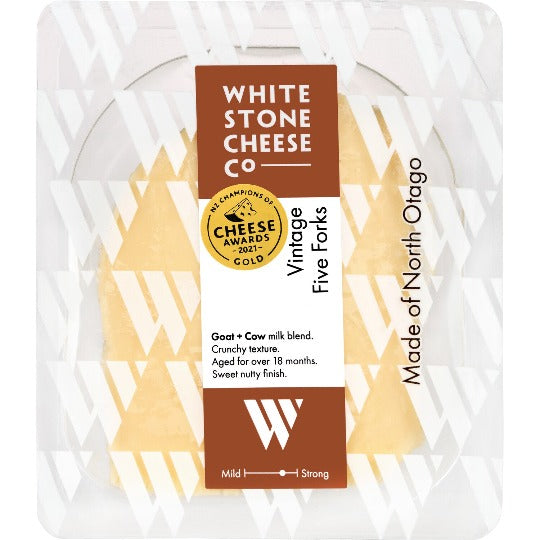 Retail pack of Vintage Five Forks 100g wedge