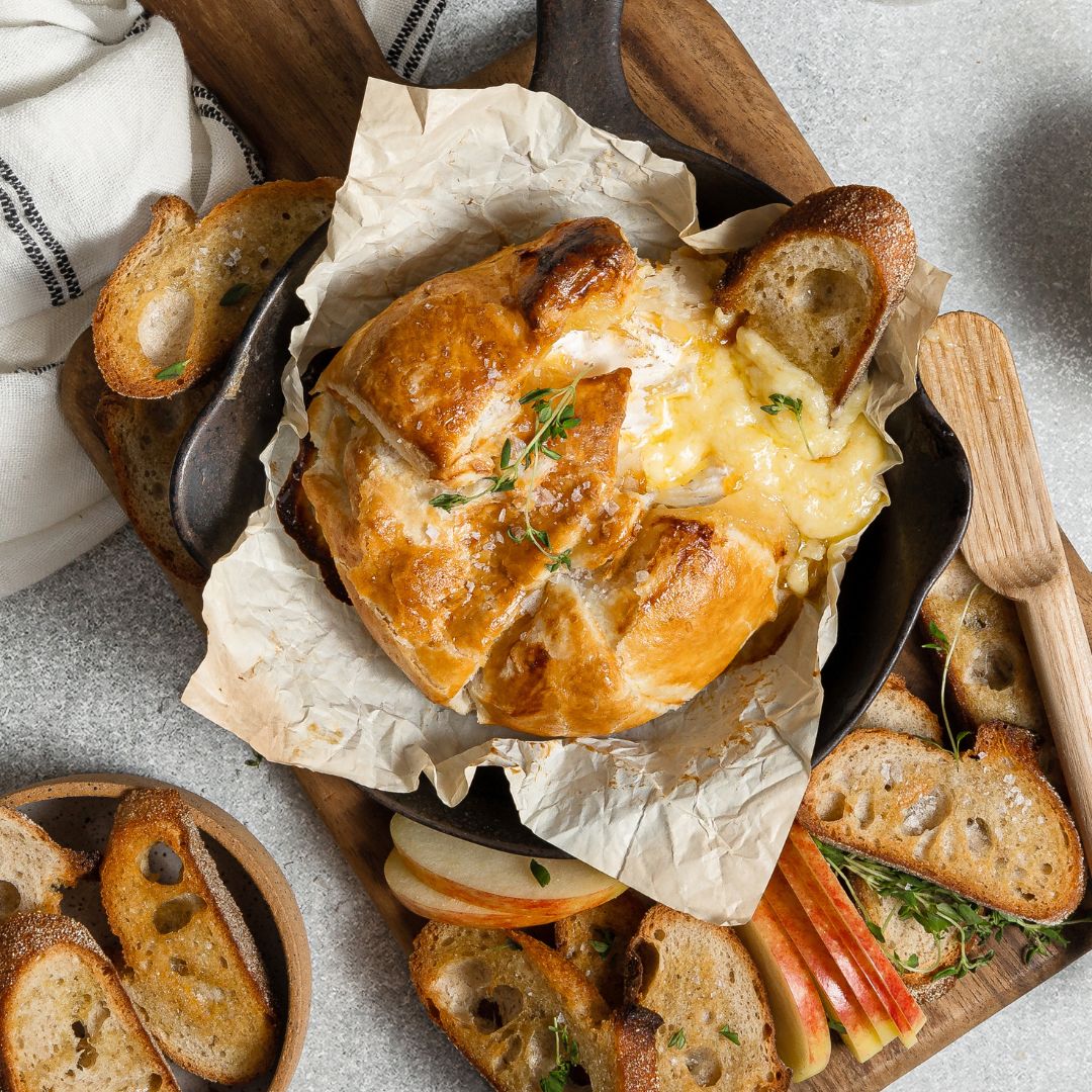 Mt Domett baked brie with Apricot Jam