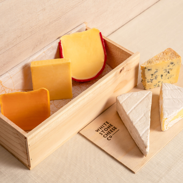 Wooden gift box with 6 wedges of cheese